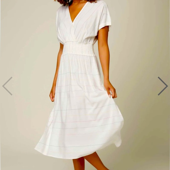 O'Neill Dresses & Skirts - O'neill Ciara stripe midi dress, white, size small